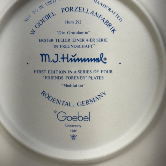 M J Hummel “Friends‎ Forever" Collector Relief Plates 1991 "Meditation" Org. Box - Picture 3 of 15